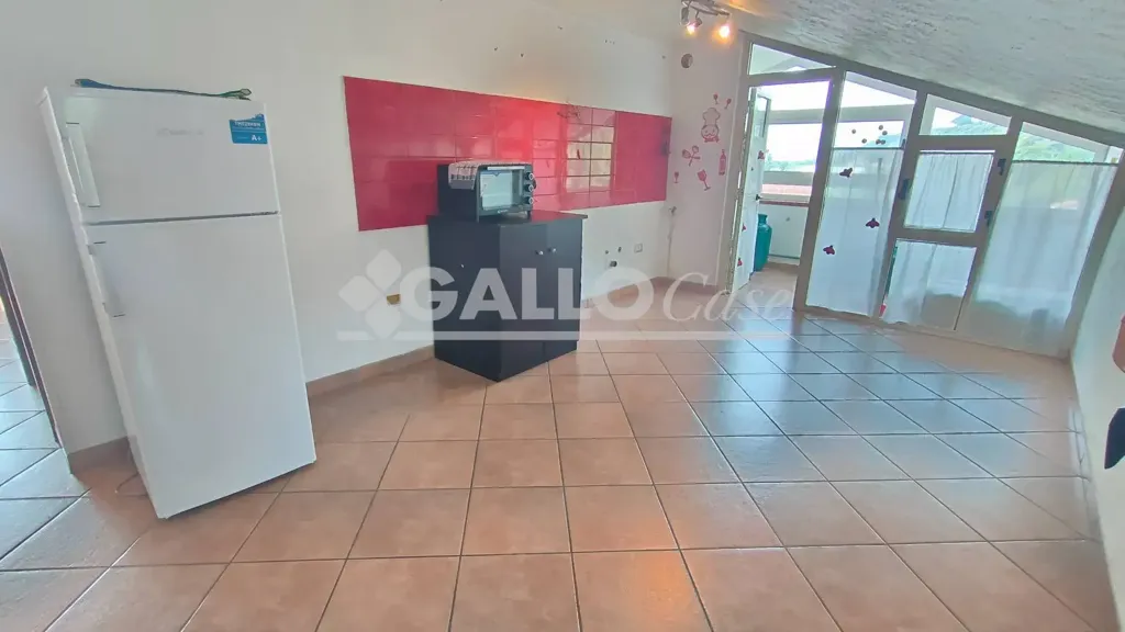 Kitchen - Mansard Apartment with Balcony in Paola