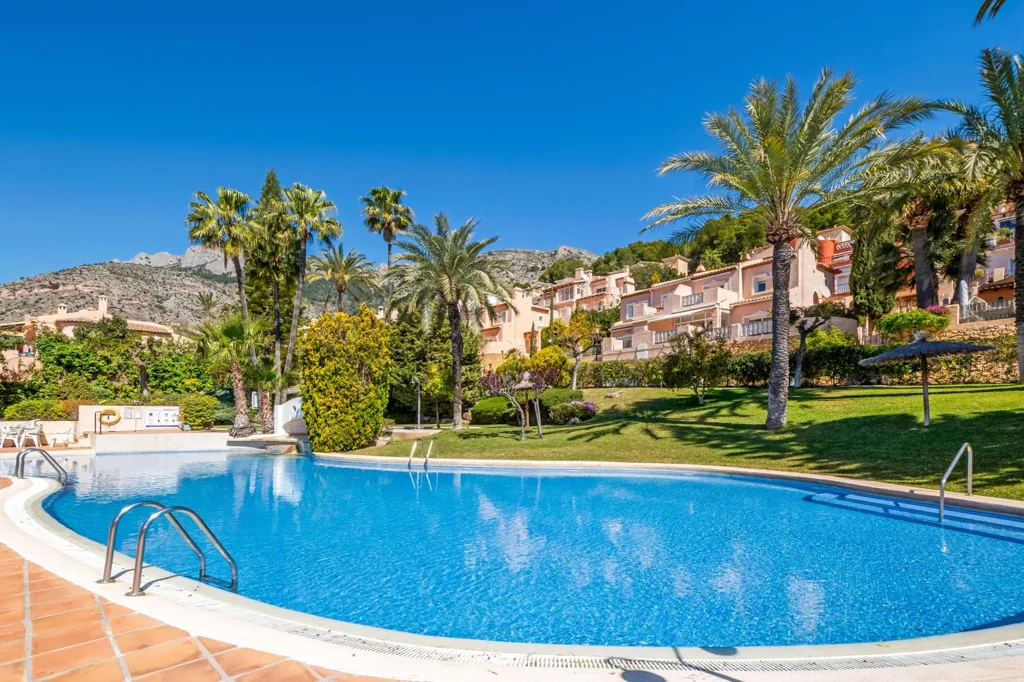 Piscine - Refurbished Villa with Panoramic Views in Altea Hills