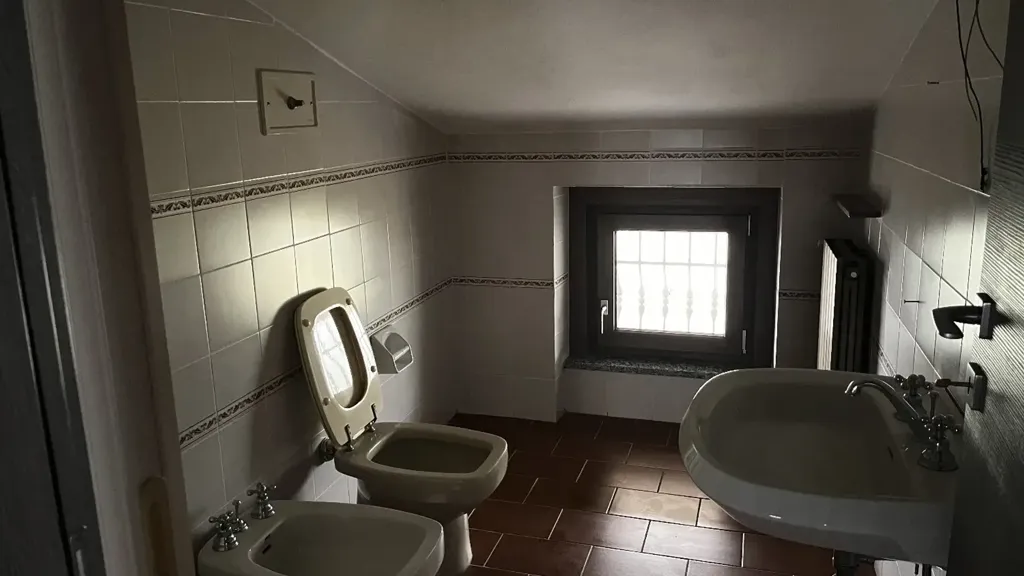 Salles de bain - Rustic Villa with Garden in Oltremonte, Coli