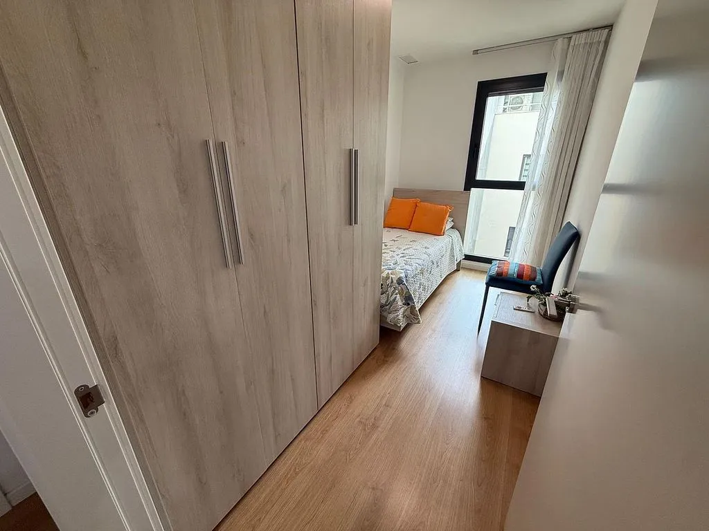 Chambres - Modern Flat with Balcony in La Gavarra