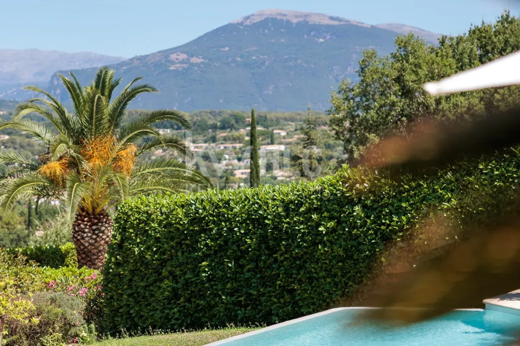 Piscina - Provençal Villa with Pool in Valbonne