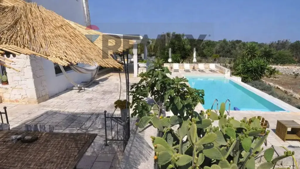 Piscine - Villa with Pool and Sea View in Carovigno