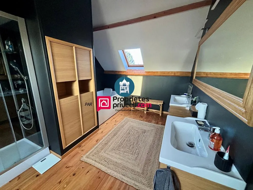 Salles de bain - Maison Rénovée avec Piscine à Ambleteuse