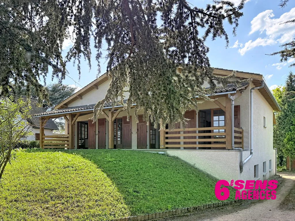 Välivaade - Renovated House with Garden in Francheville Bel Air