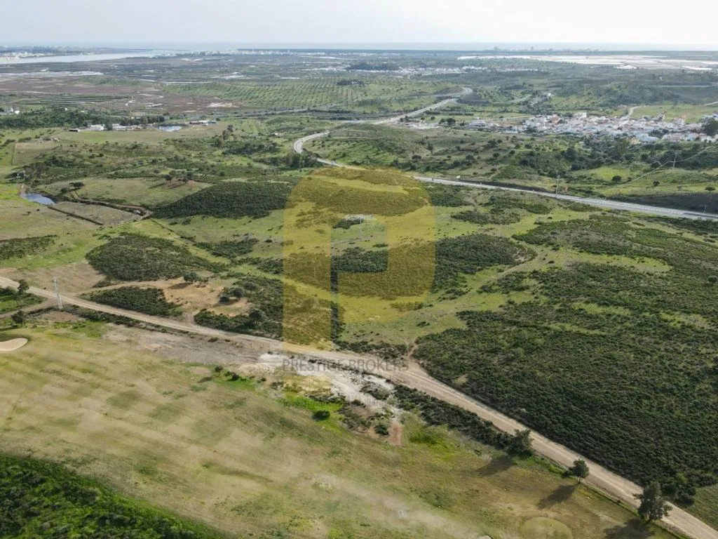 Õhuvaade - Rustic Land with Historical Setting in Castro Marim