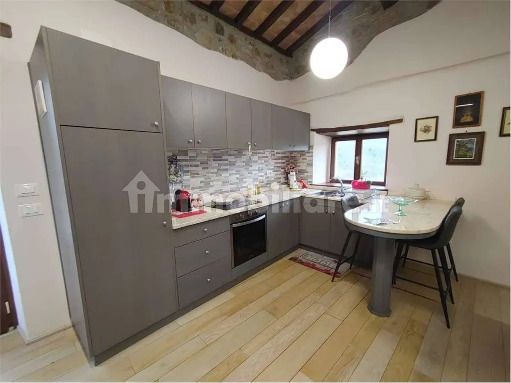 Köök - Rustic House with Private Garden in Todi