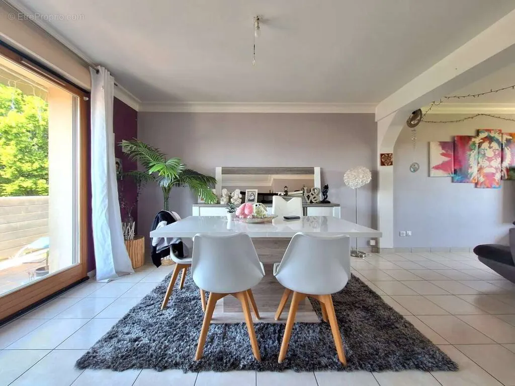 Maison 7 pièces à Dogneville