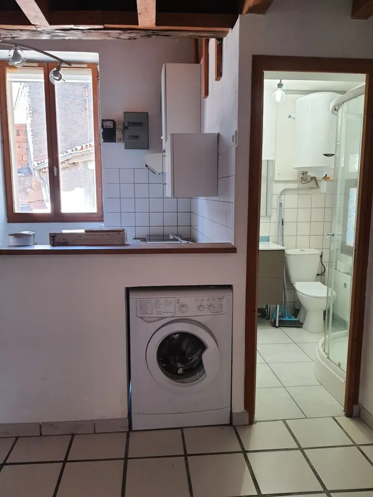 Köök - Student-Friendly Flat with Tram Access in Gard
