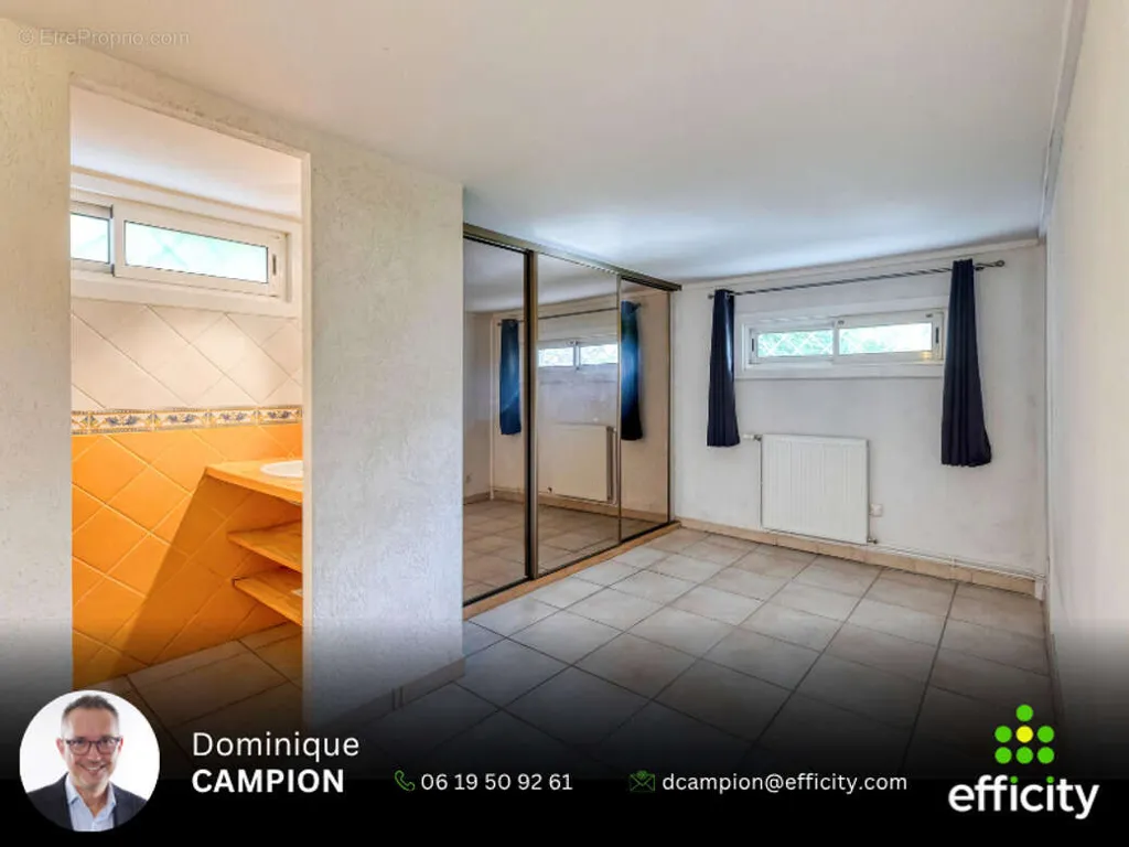 Magamistoad - House with Pool and Mountain Views in Corenc