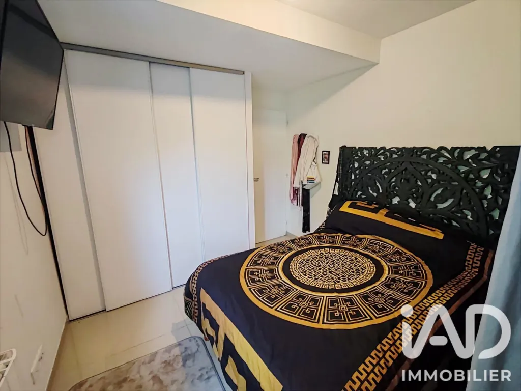 Magamistoad - Terraced House with Pool in Izon