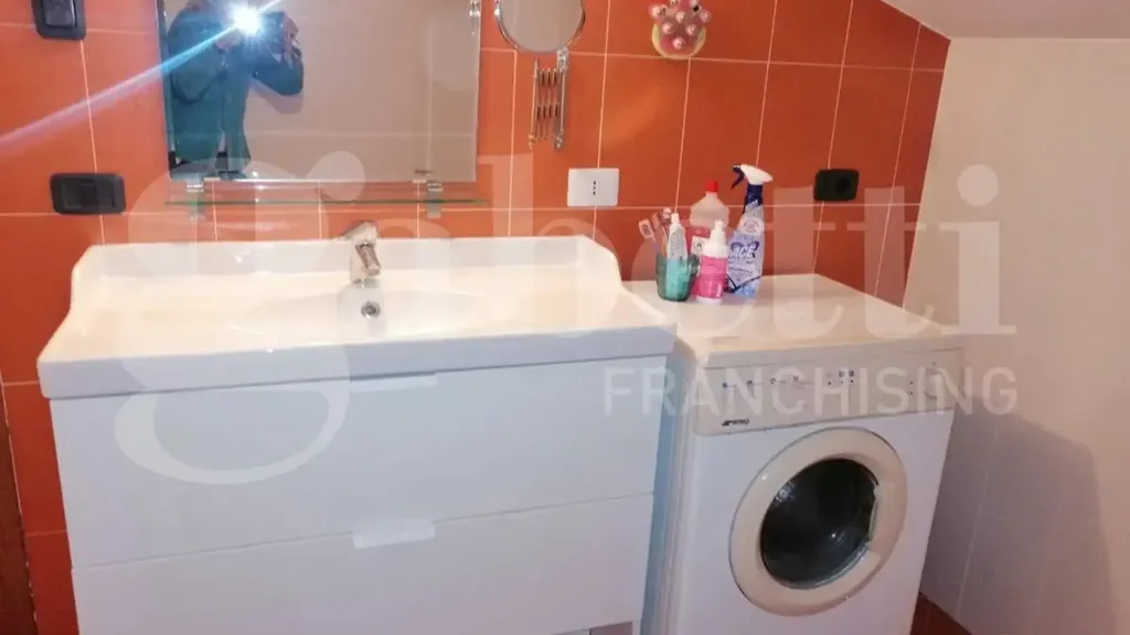 Vannitoad - Mansard Apartment with Balcony in Avellino