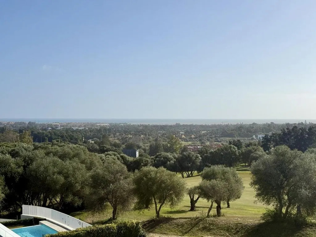 Aed - Golf Villa with Sea Views in Sotogrande