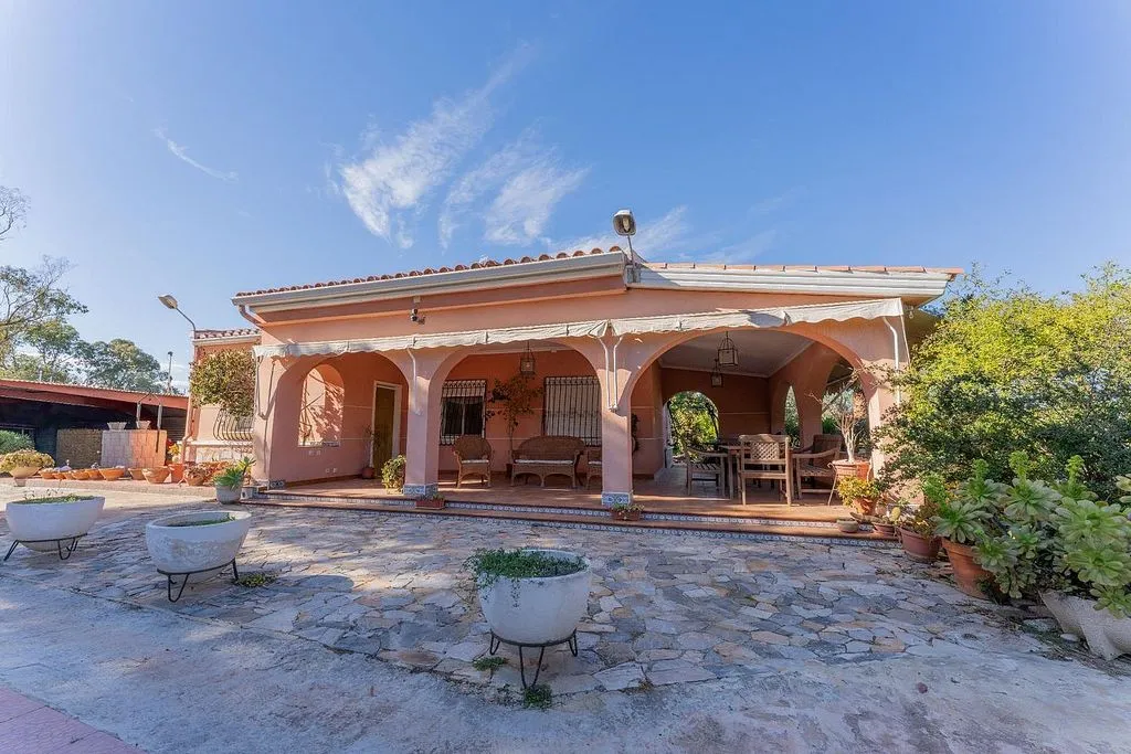 Aed - Chalet with Pool in El Altet