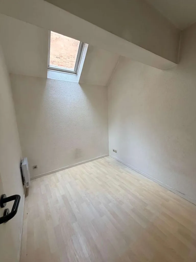 Rooms - T2 Apartment with Courtyard View in Rennes