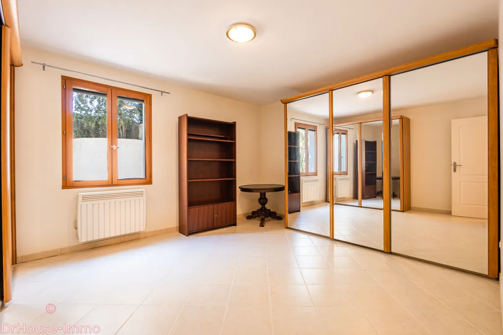 Chambres - Maison avec Terrasse à Arcades dans Domaine Privé à Cogolin