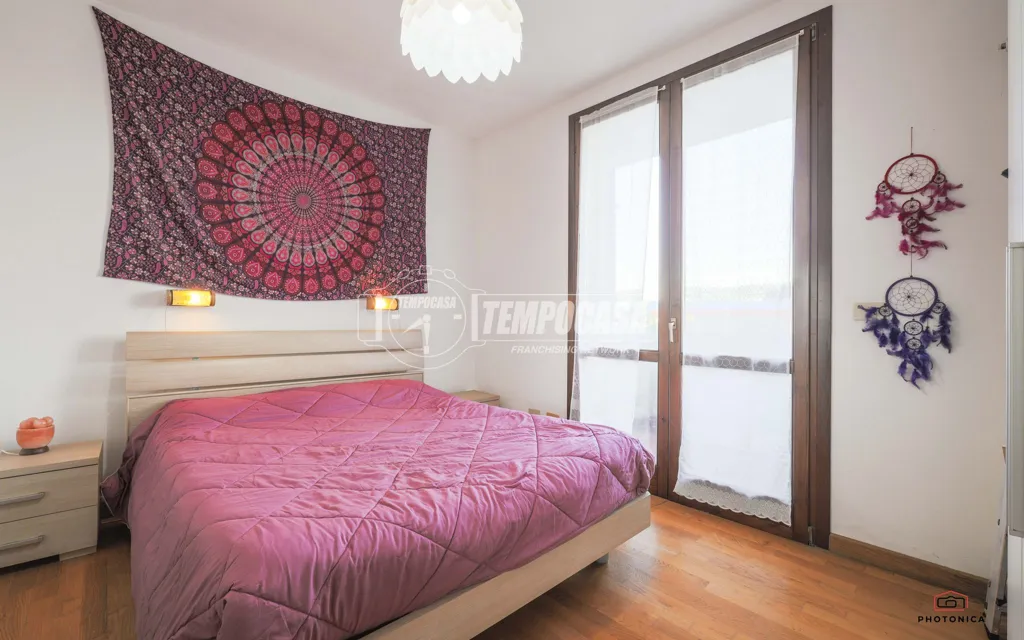 Chambres - Modernised Two-Bedroom Flat with Balcony in Bologna