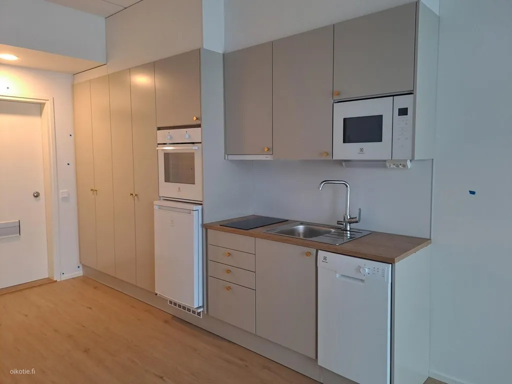 Köök - Modern Flat with Glazed Balcony in Vantaa