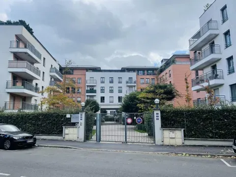 Extérieur - Appartement Meublé 3 Pièces à Rueil-Malmaison