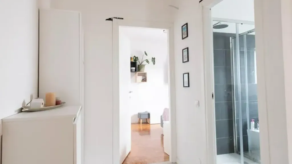 Apartment with Triple Exposure in Carpi
