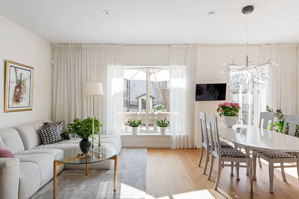 Söögituba - Duplex with Garden in Näsbypark