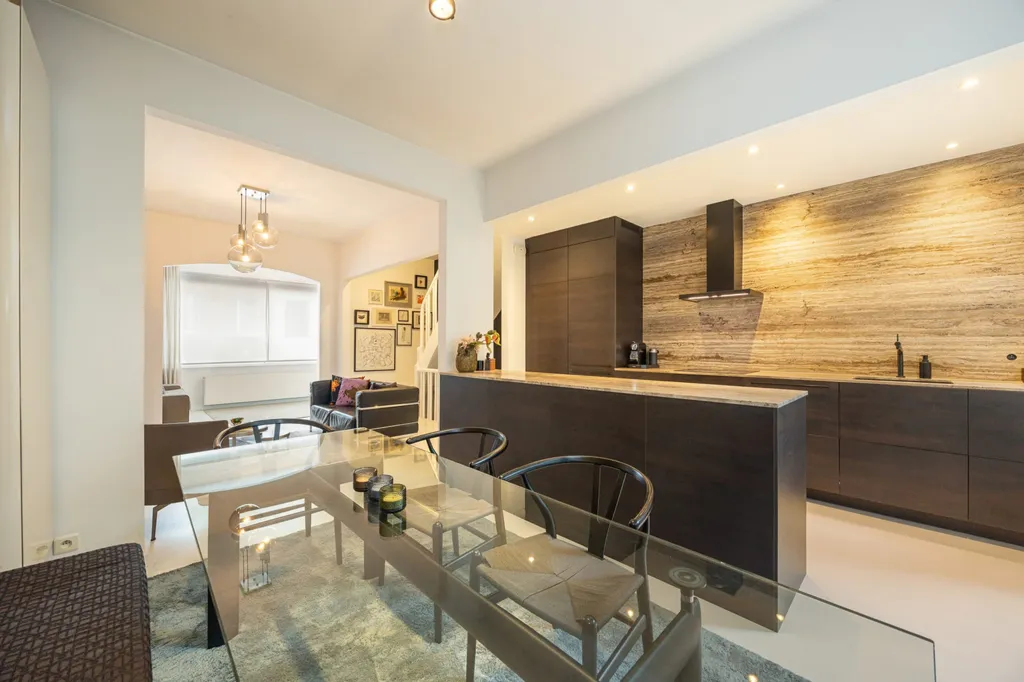 Cuisine - Duplex Contemporain avec Garage à Anvers