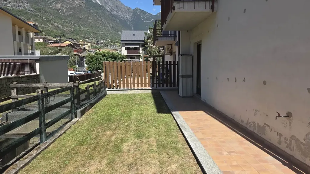 Jardin - Ground Floor Apartment with Garden in Chatillon