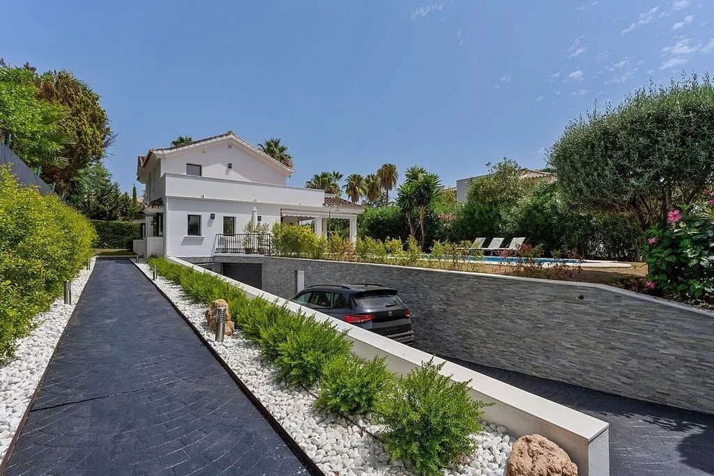 Extérieur - Luxury Villa with Pool in Nueva Andalucía