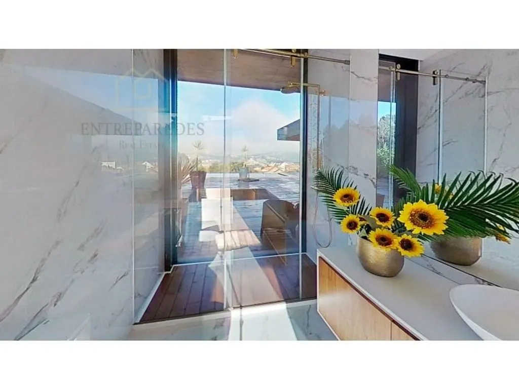 Salles de bain - Luxury Villa with Infinity Pool in Avintes