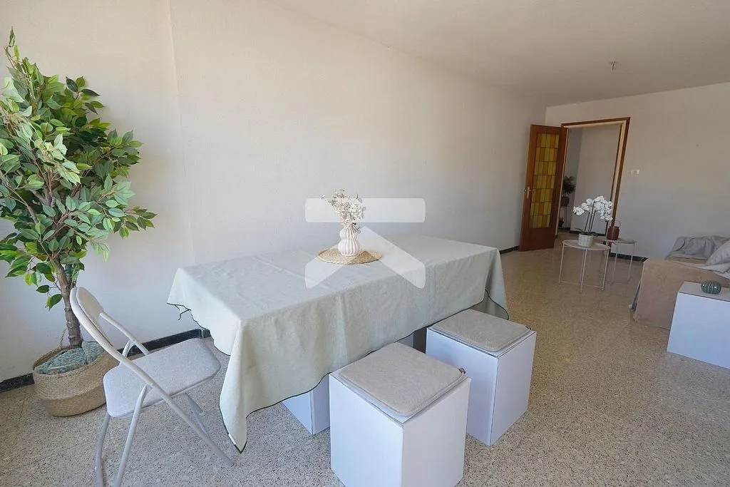 Salle à manger - Apartment with Sea View in Nou Eixample Sud, Tarragona