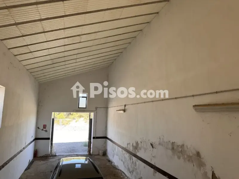 Garage - Historic Finca with Vineyards in Requena