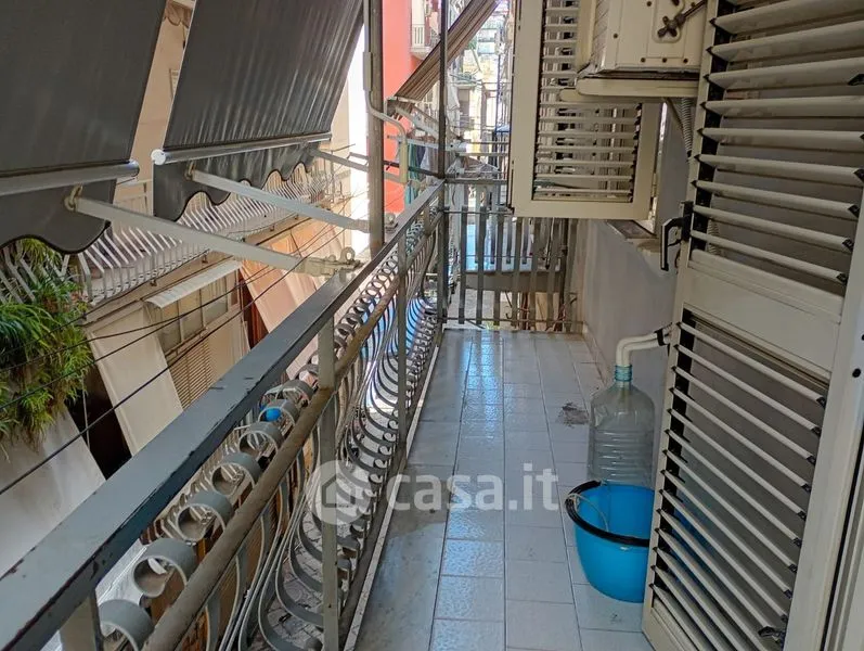 Rõdu - Furnished Flat with Balcony in Naples
