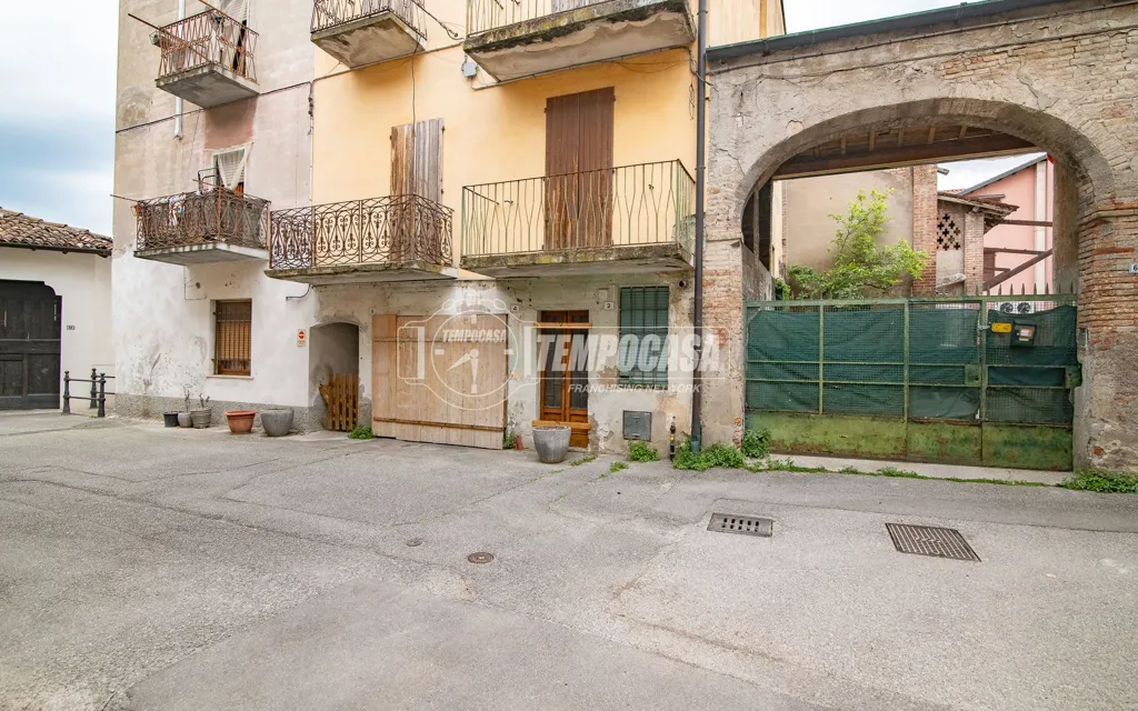 Välivaade - Terraced House in Historic Centre, Pagazzano