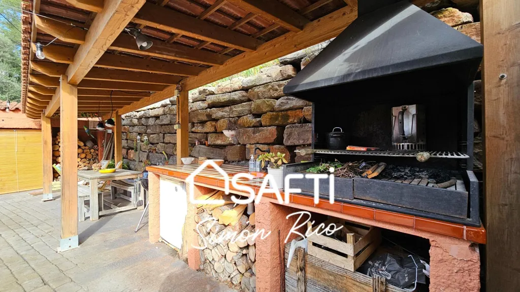 Terrasse - Luxury Villa with Mountain Views in Cervelló