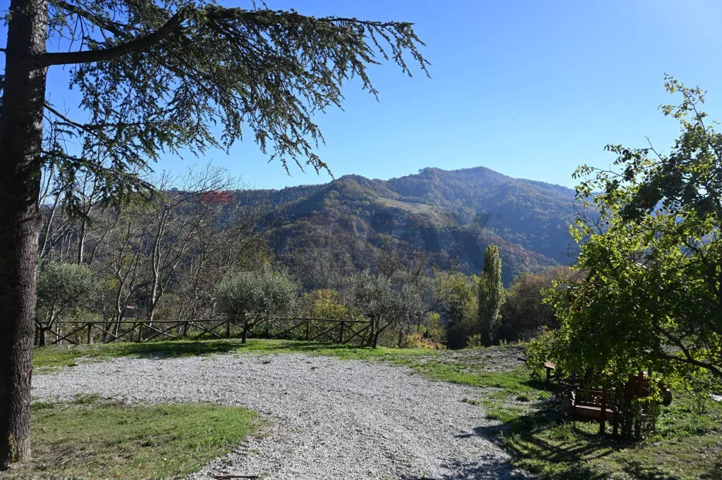 Rustico con vista montagna a Civitella di Romagna
