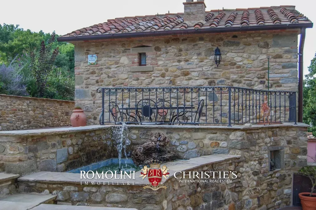 Terrass - Estate with Vineyard in Anghiari, Tuscany
