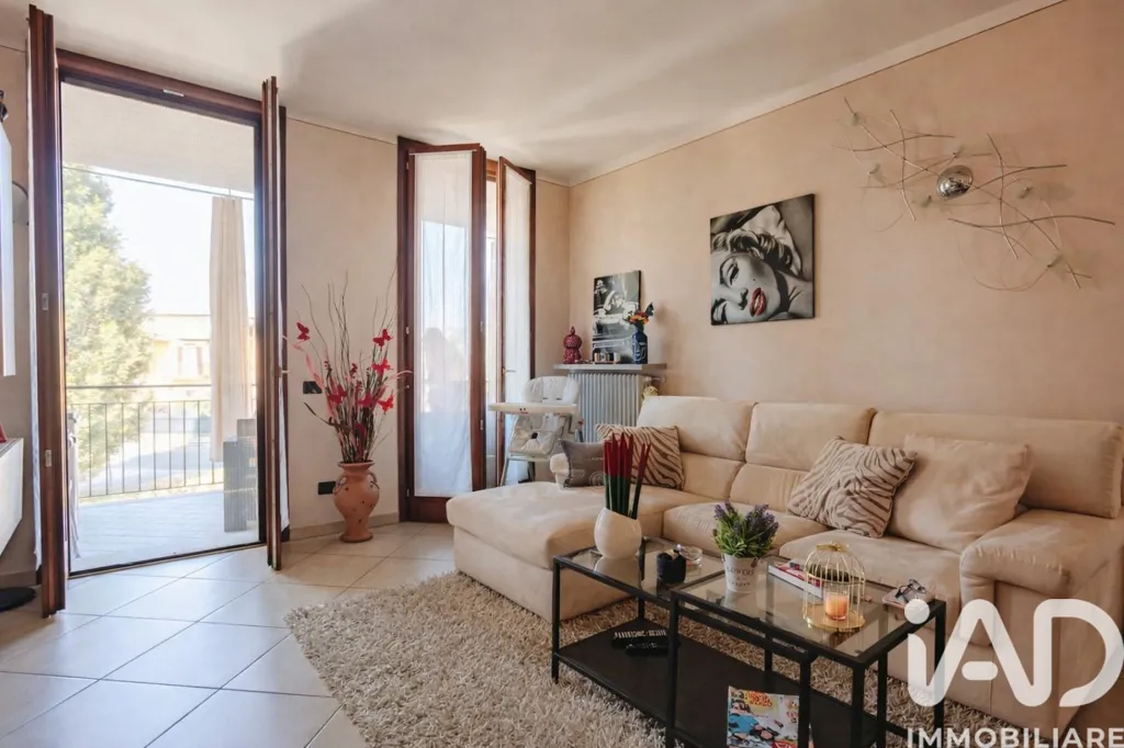 Séjour - Trilocale with Terrace in Torbiato, Adro