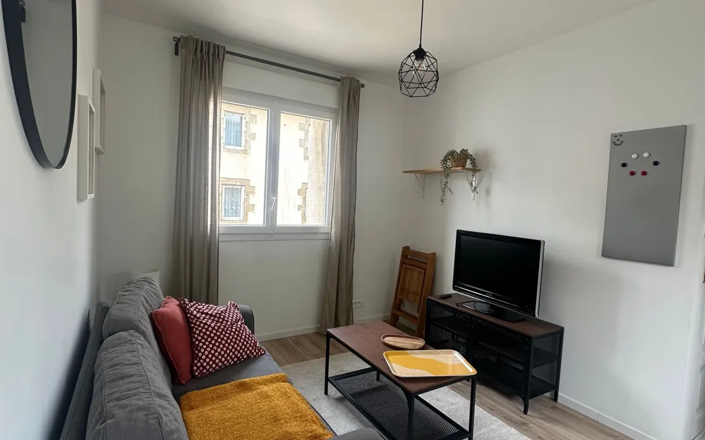 Séjour - Appartement meublé T2 à Brest
