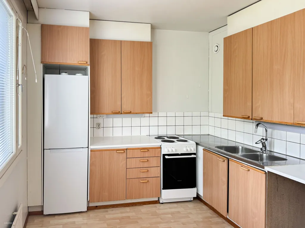 Cuisine - Three-Room Flat with Balcony in Hervanta