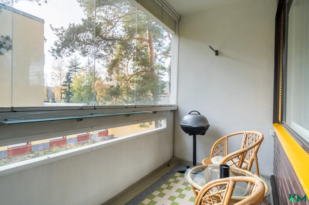 Balcon - Spacious Flat with South-Facing Terrace in Helsinki