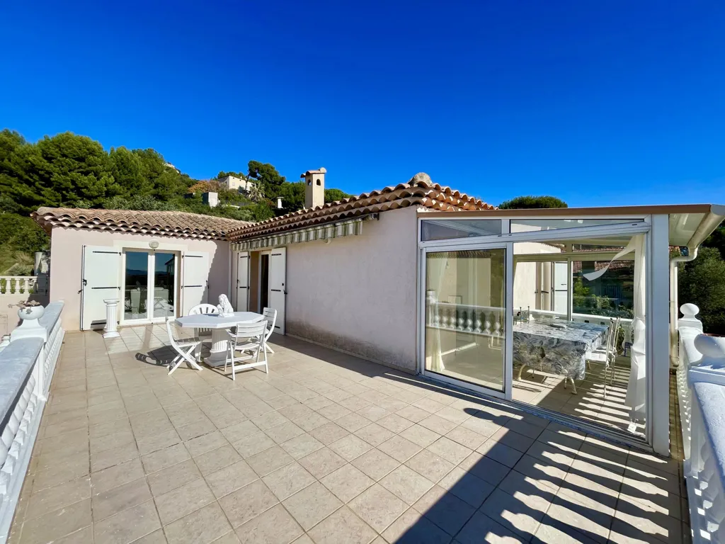Terrasse - Maison Familiale avec Piscine et Vue Dominante à Château-Gombert