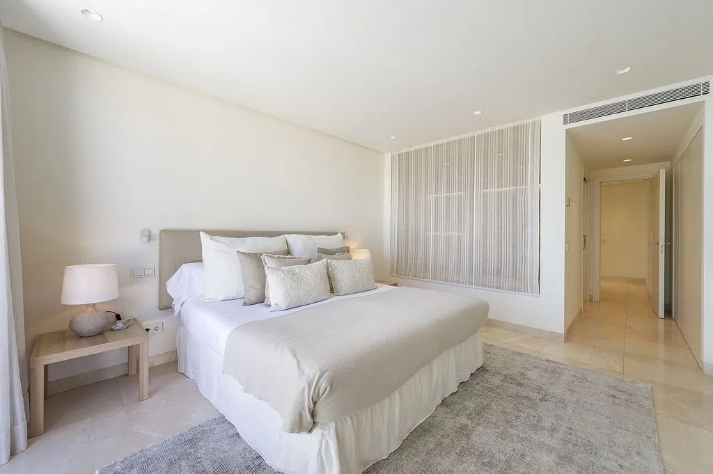 Magamistoad - Duplex with Pool in Marbella's Golden Mile