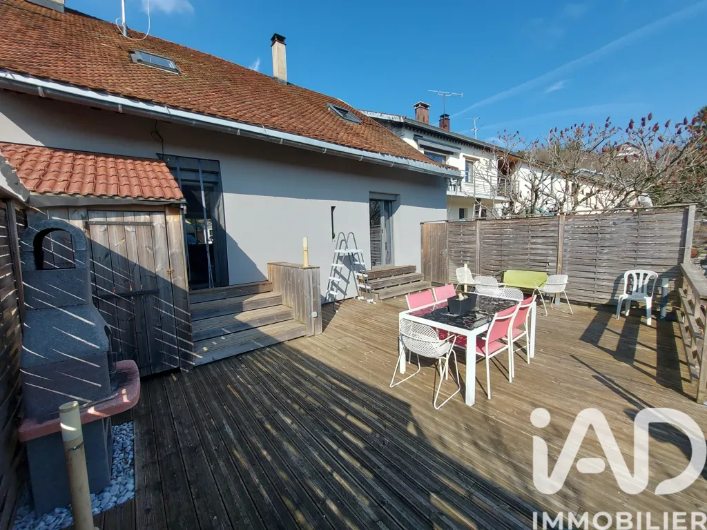 Terrasse - Maison avec Jardin et Terrasse à Bonlieu