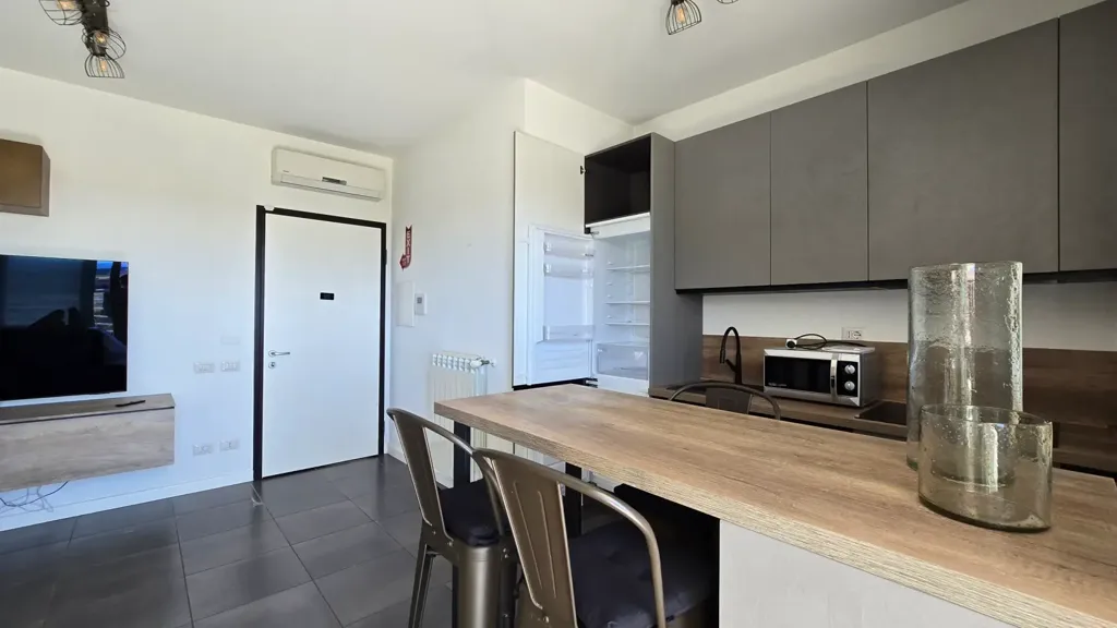Cucina - Appartamento con terrazzo panoramico a Roma
