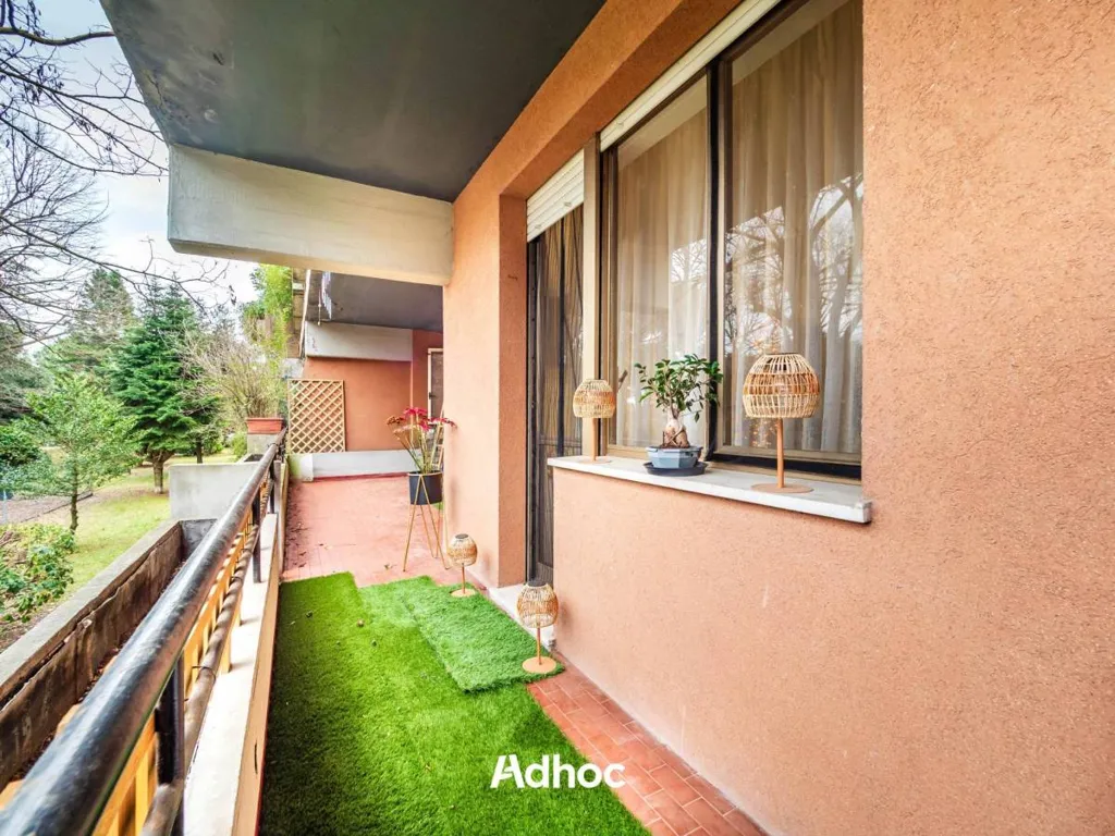 Rõdu - Spacious Apartment with Terrace in Fano