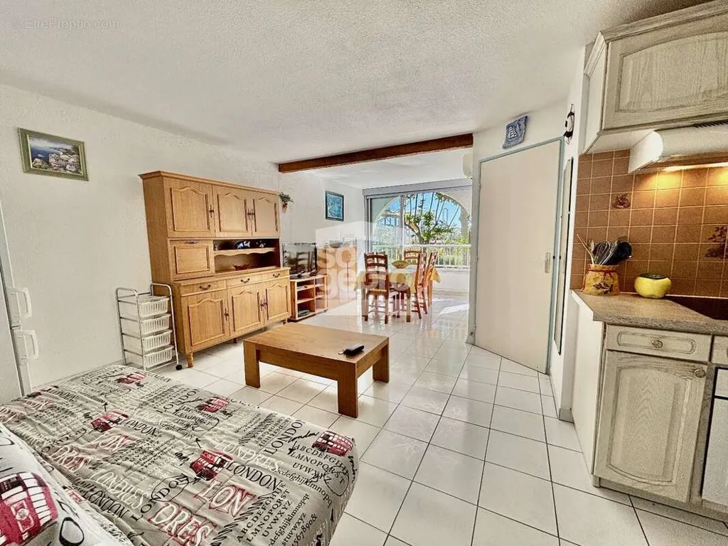 Chambres - Appartement 3 Pièces avec Vue Lagon et Parking Privé au Cap d'Agde