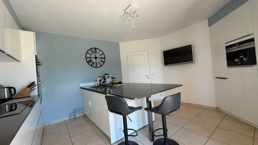 Cuisine - Maison contemporaine avec piscine au Sud-Ouest de Bergerac