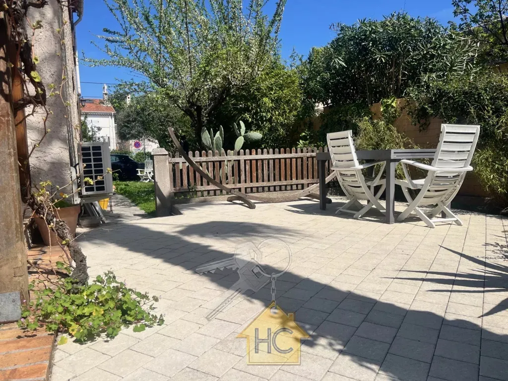Terrasse - Maison avec Piscine et Jardin à Cannes La Bocca