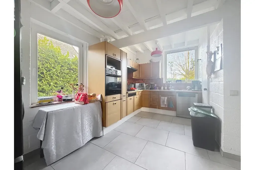 Cuisine - Villa 4 Façades avec Jardin Arboré à Mouscron