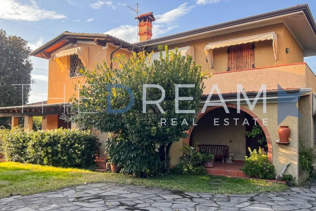 Extérieur - Detached Villa with Private Garden in Forte dei Marmi