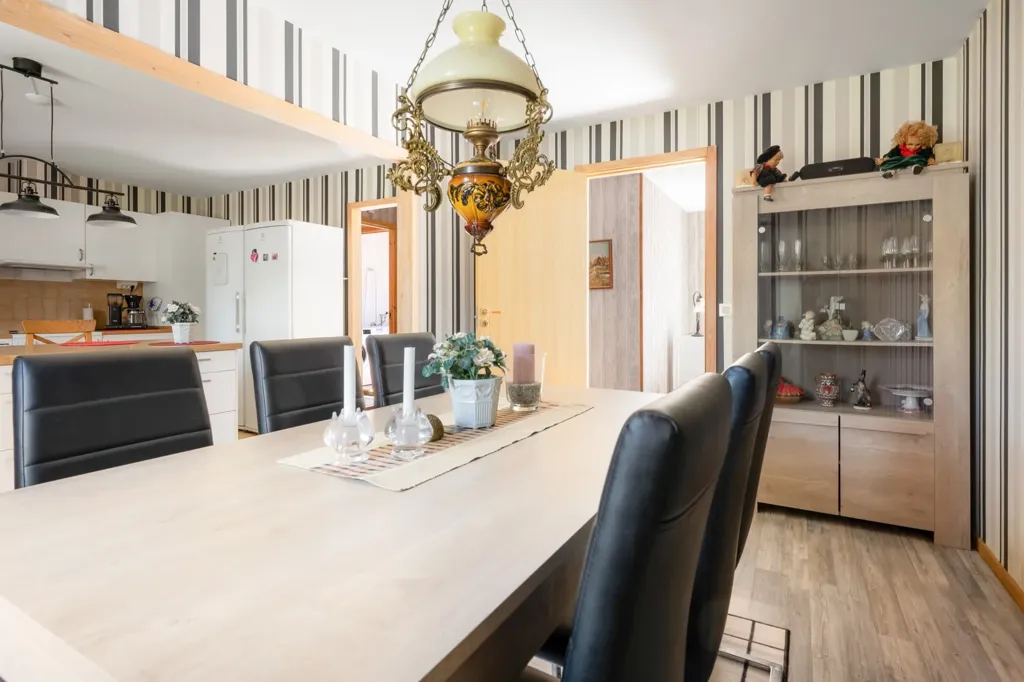 Salle à manger - Single-Storey House with Garden by Ringsjön